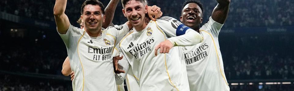 世界杯官方直播app官网入口-无愧队长！皇马1.2亿巨星半场戴帽打懵曼城 获10分+连创欧冠3纪录