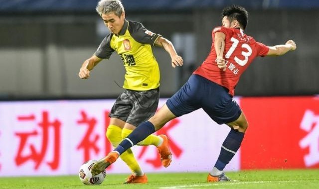 【中超】艾克森破纪录韦世豪造3球 重庆1比5广州队